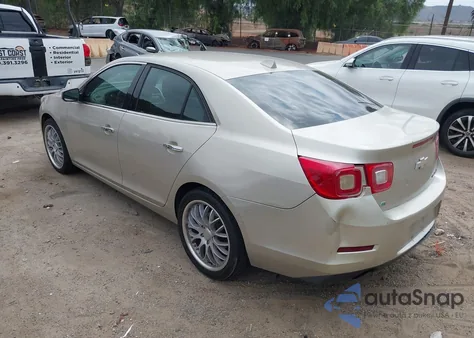 2014 Chevrolet Malibu 1Lz z USA, uszkodzony, nr VIN 1G11H5SL1EF261104